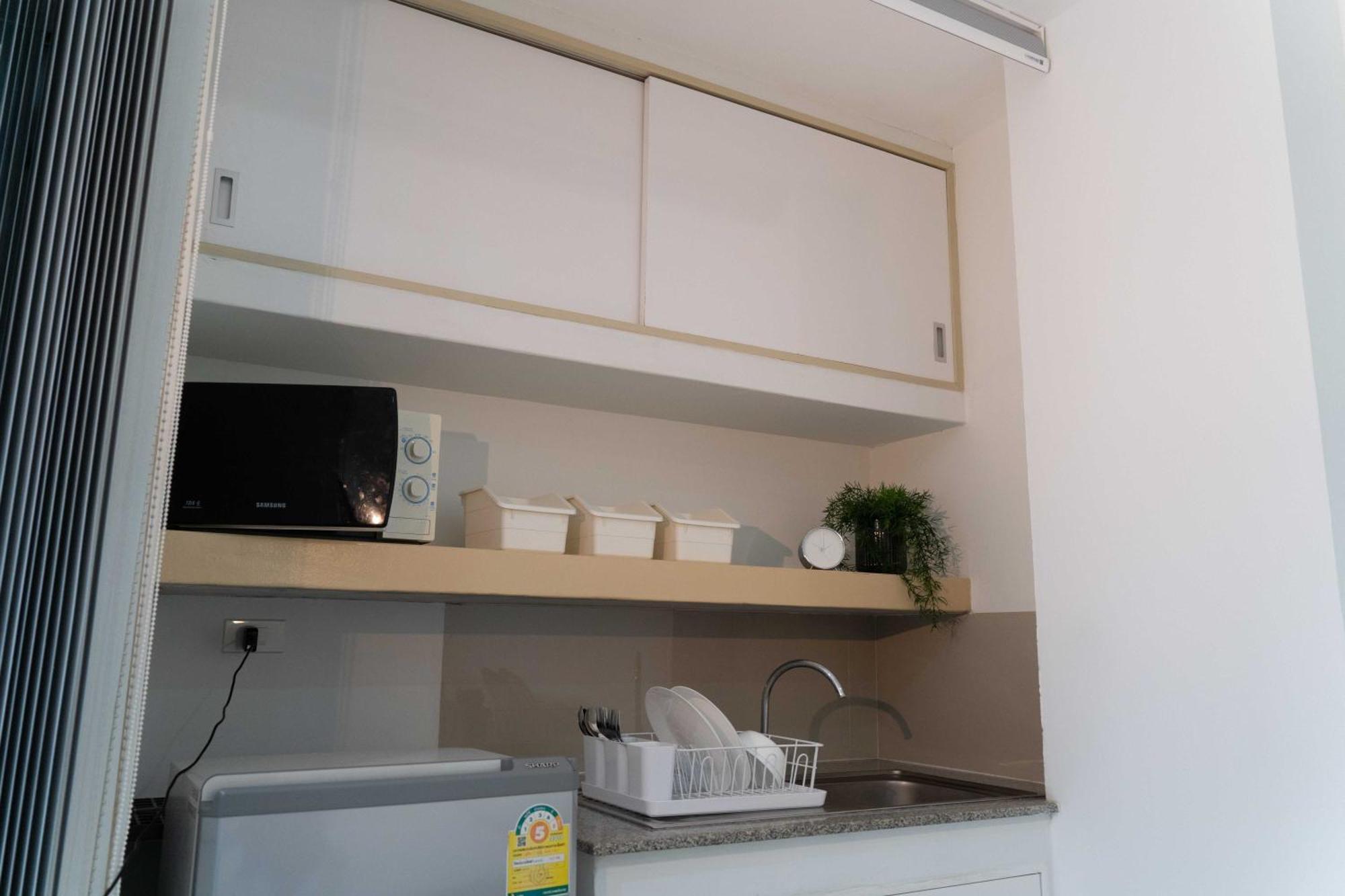 Apartment Baanrim Salaya